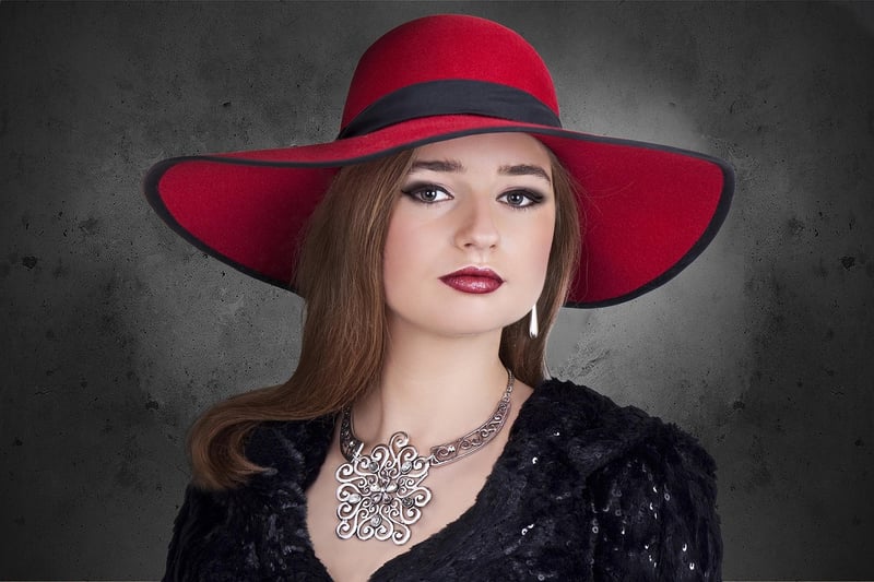 Statement necklace
